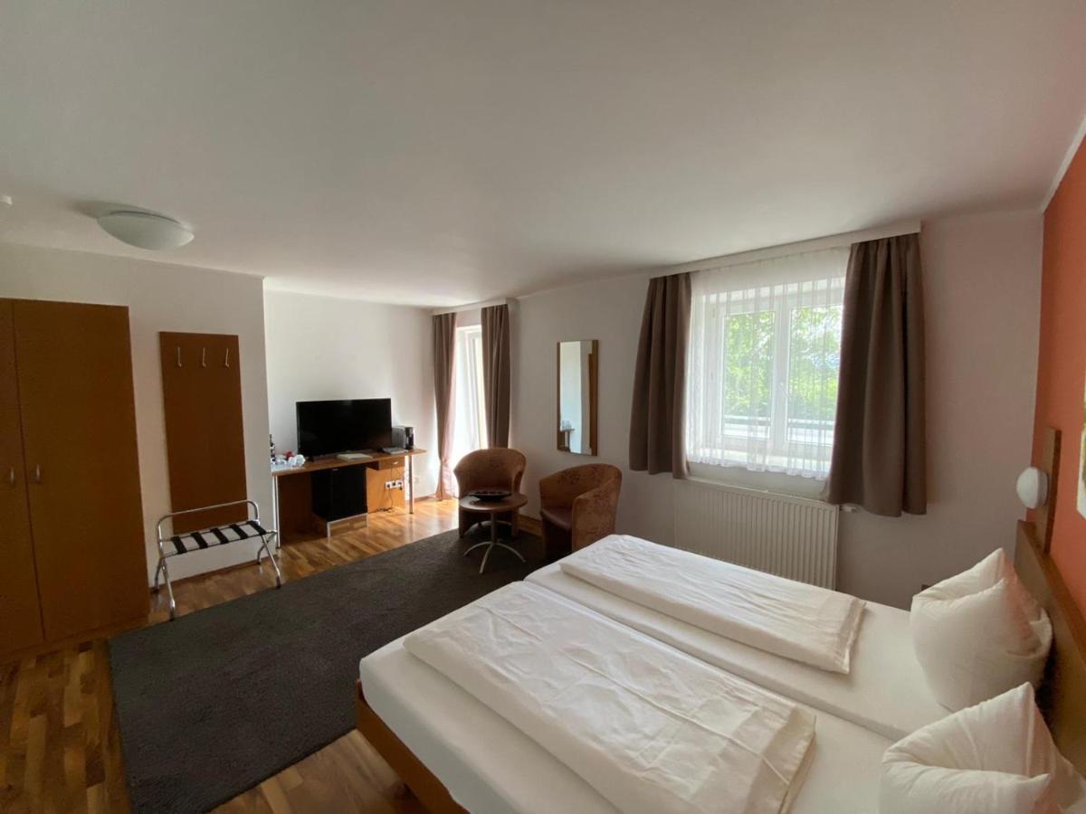 Og'S Golf Lodge Kematen an der Krems ภายนอก รูปภาพ