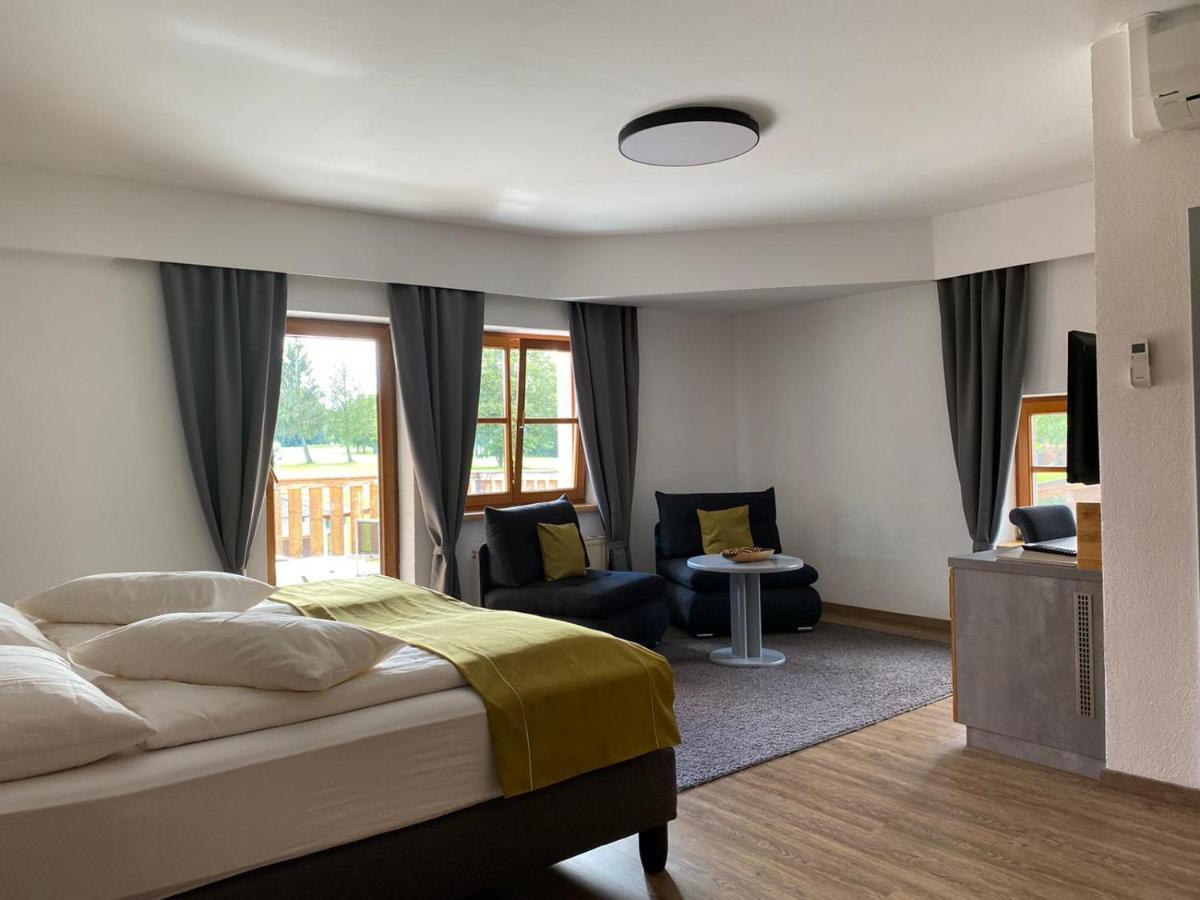 Og'S Golf Lodge Kematen an der Krems ภายนอก รูปภาพ