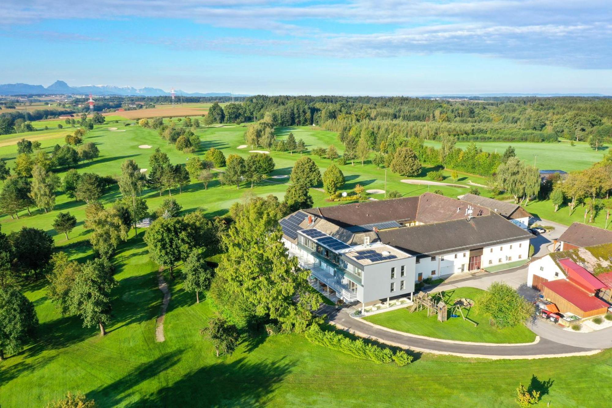 Og'S Golf Lodge Kematen an der Krems ภายนอก รูปภาพ