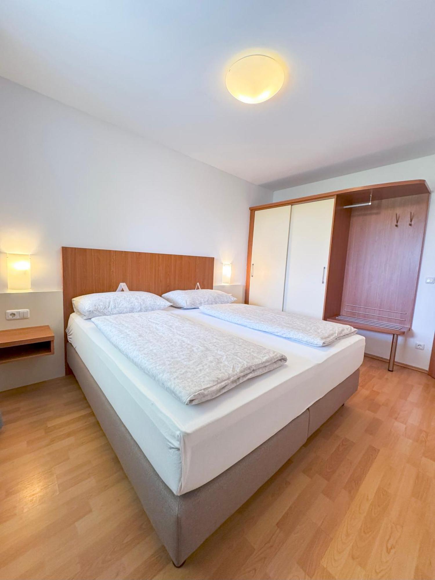 Og'S Golf Lodge Kematen an der Krems ภายนอก รูปภาพ