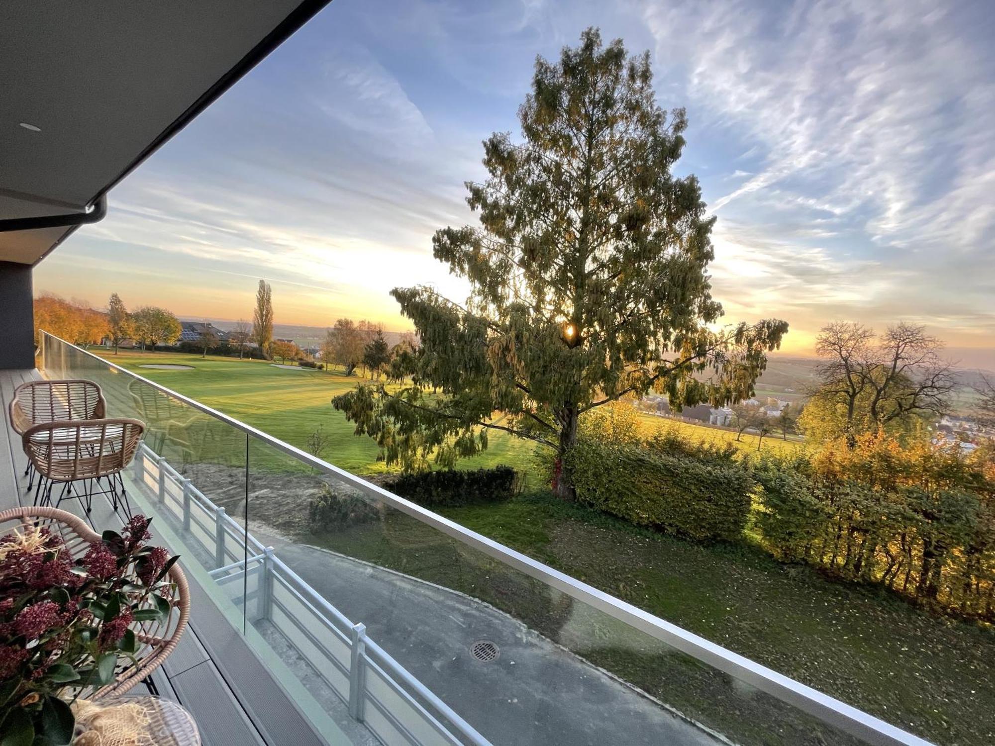 Og'S Golf Lodge Kematen an der Krems ภายนอก รูปภาพ
