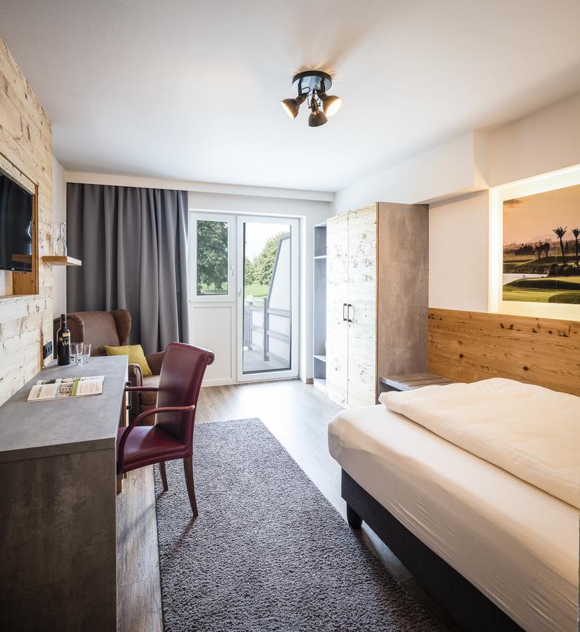 Og'S Golf Lodge Kematen an der Krems ภายนอก รูปภาพ